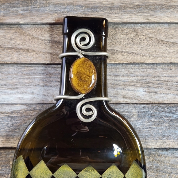 Fantesca Melted Flattened Wine Bottle Charcuterie Board Snack Cheese Tray - Picture 4 of 11